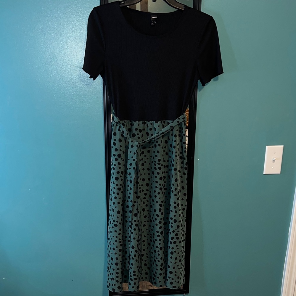 SHEIN Black and Green Midi Dress